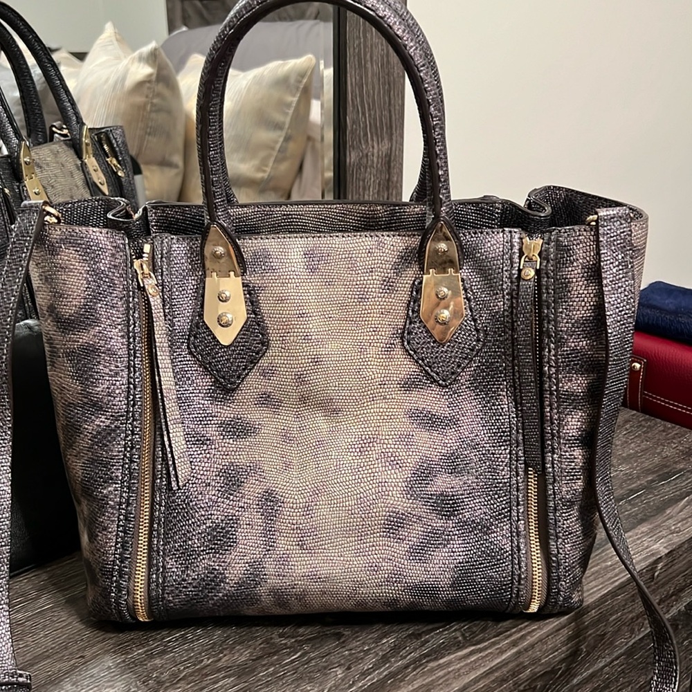 Hand or shoulder bag